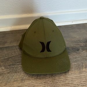 Hurley cap, says L/XL but I’m a girl and it fits me well!